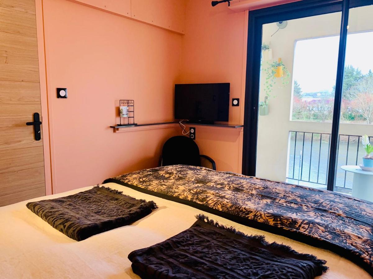 "Au Fil De La Charente" - Coeur De Saintes - Wifi Clim - Classe 4 Etoiles - 4 Pers Bagian luar foto