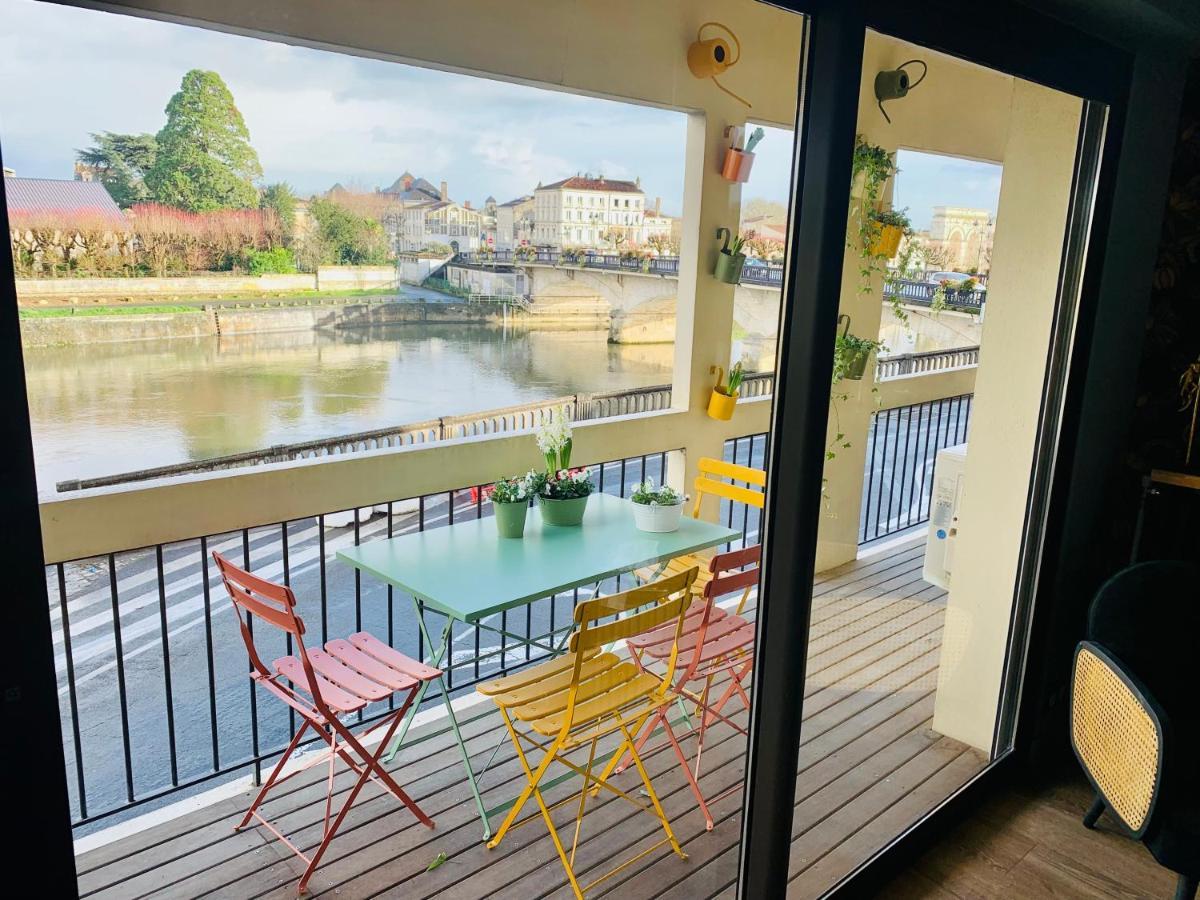 "Au Fil De La Charente" - Coeur De Saintes - Wifi Clim - Classe 4 Etoiles - 4 Pers Bagian luar foto
